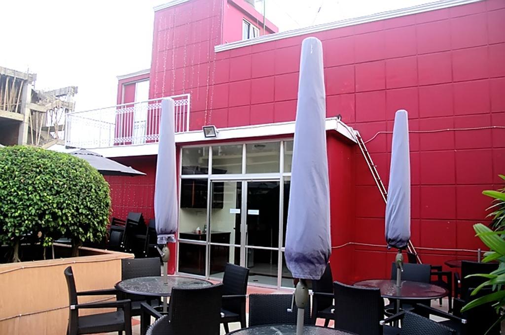 Hotel Swiss Garden Dhaka Esterno foto