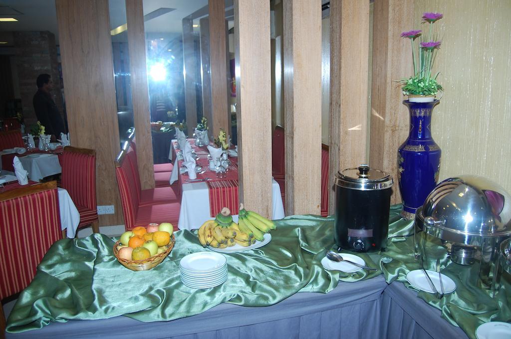 Hotel Swiss Garden Dhaka Esterno foto